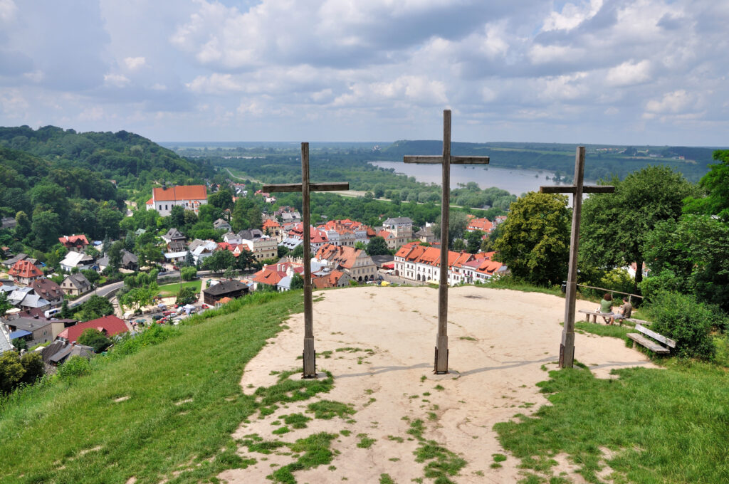 Three cross hill